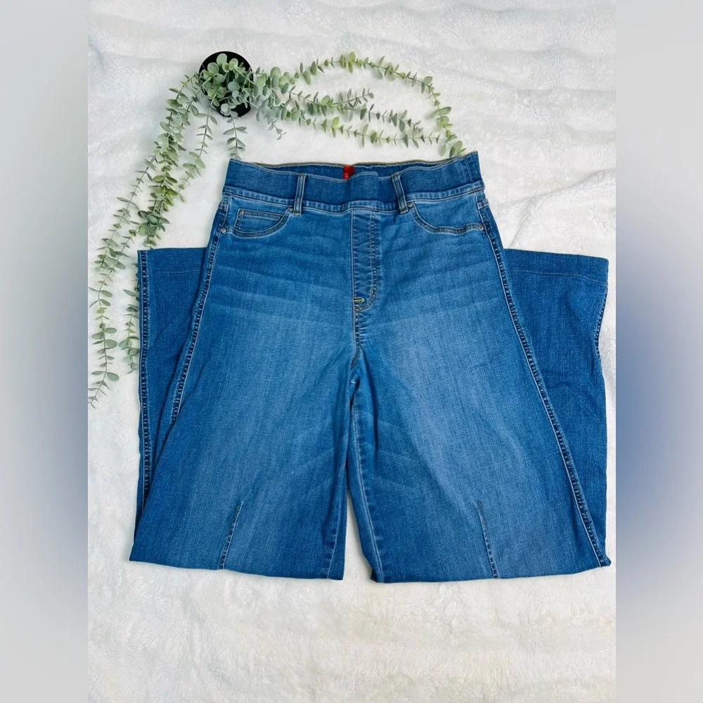 Spanx Seamed Front Wide Leg Vintage Indigo Flared Jeans Size 1X Tall - Picture 3 of 12